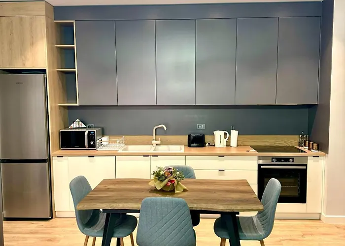 Denis Luxury Apartment Delijorgji